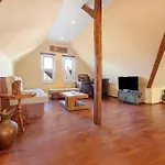 Dachgeschosswohnung Wohllebe